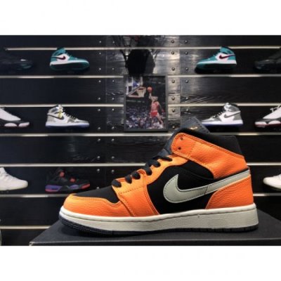 Nike Air Jordan 1 Mid Turuncu / Siyah Basketbol Ayakkabısı Türkiye - SLKBNCI7